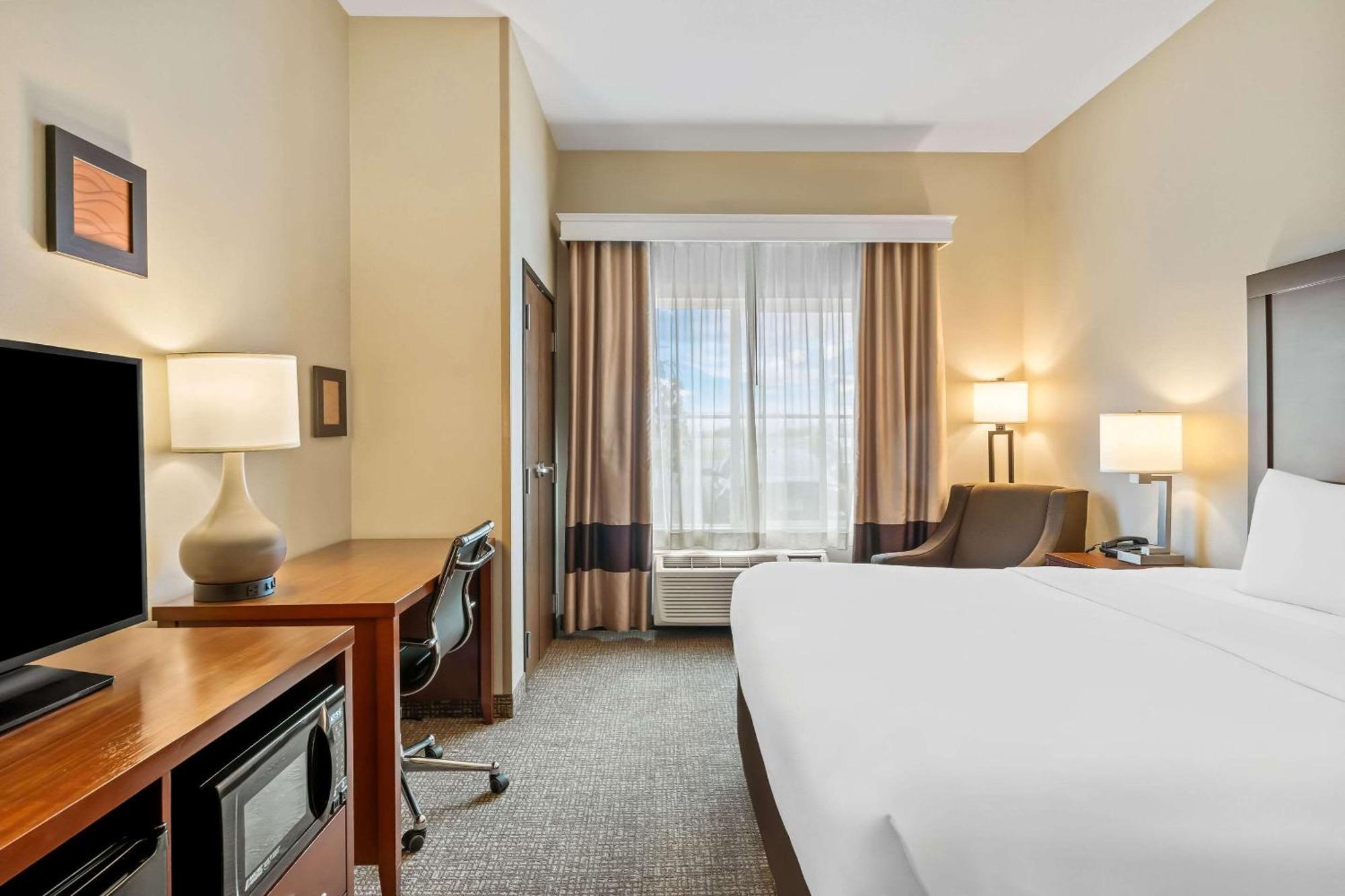 Comfort Inn & Suites Гермістон Екстер'єр фото