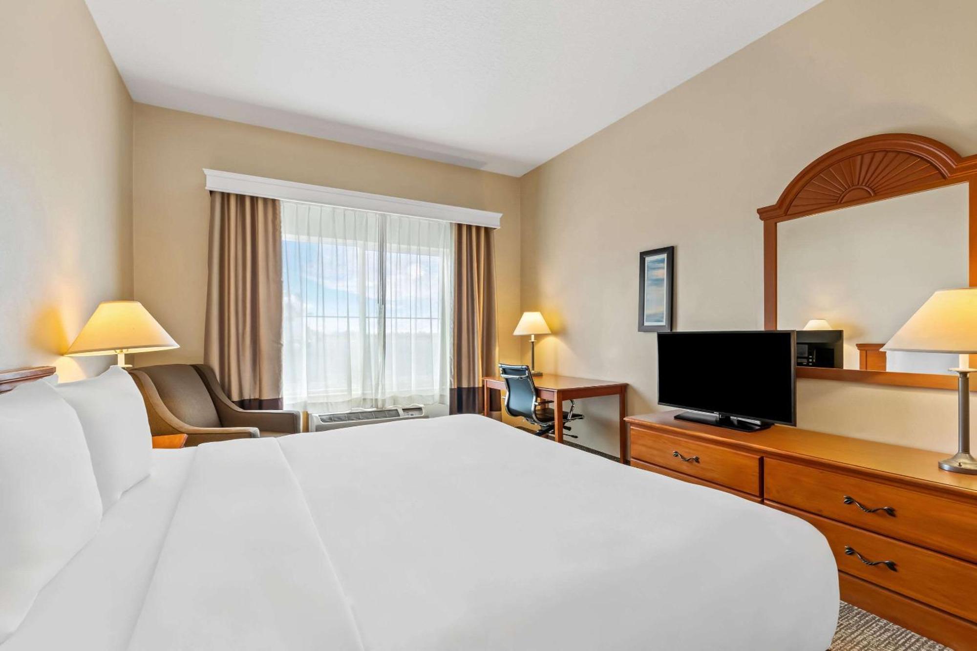 Comfort Inn & Suites Гермістон Екстер'єр фото