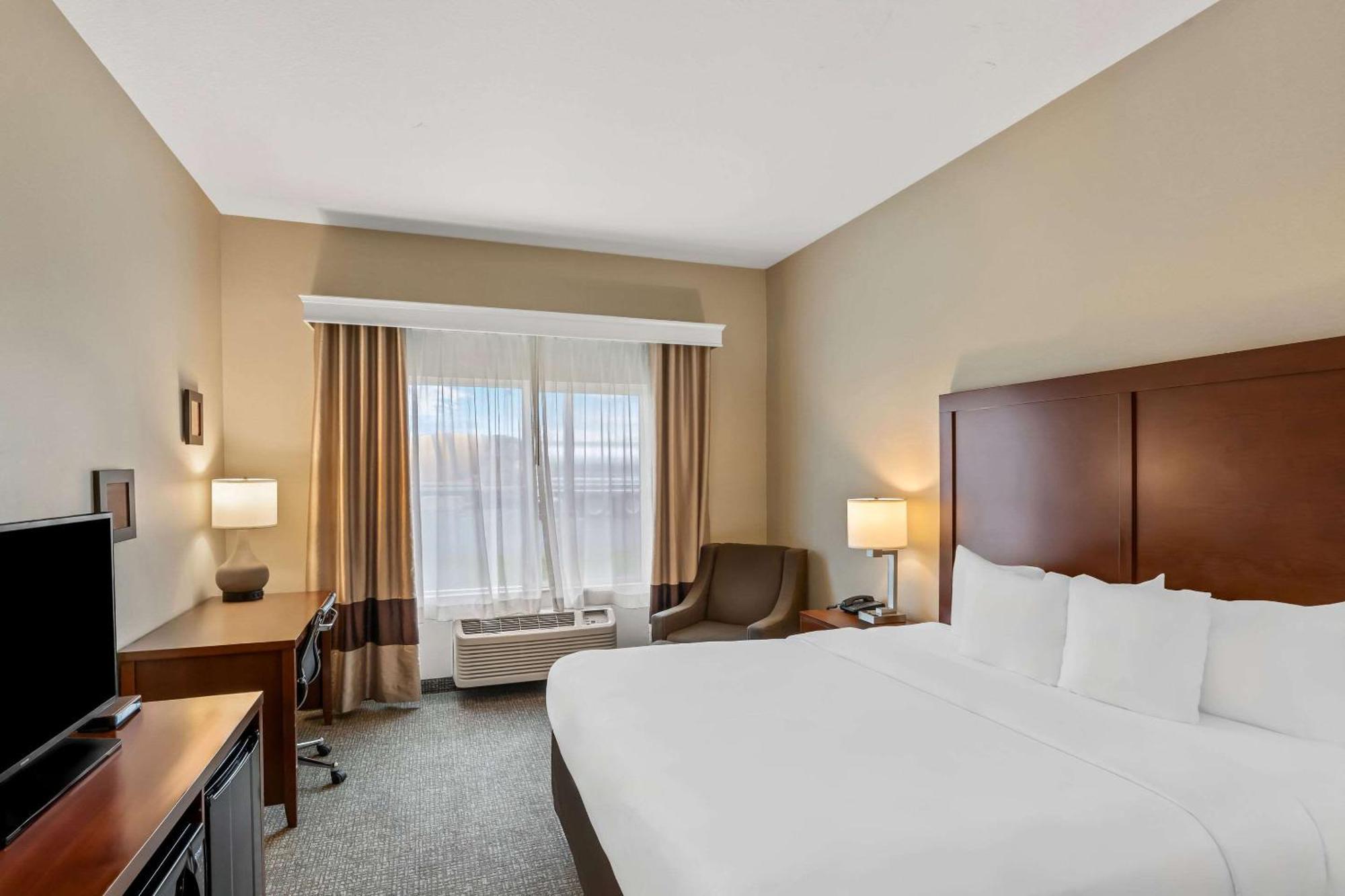 Comfort Inn & Suites Гермістон Екстер'єр фото