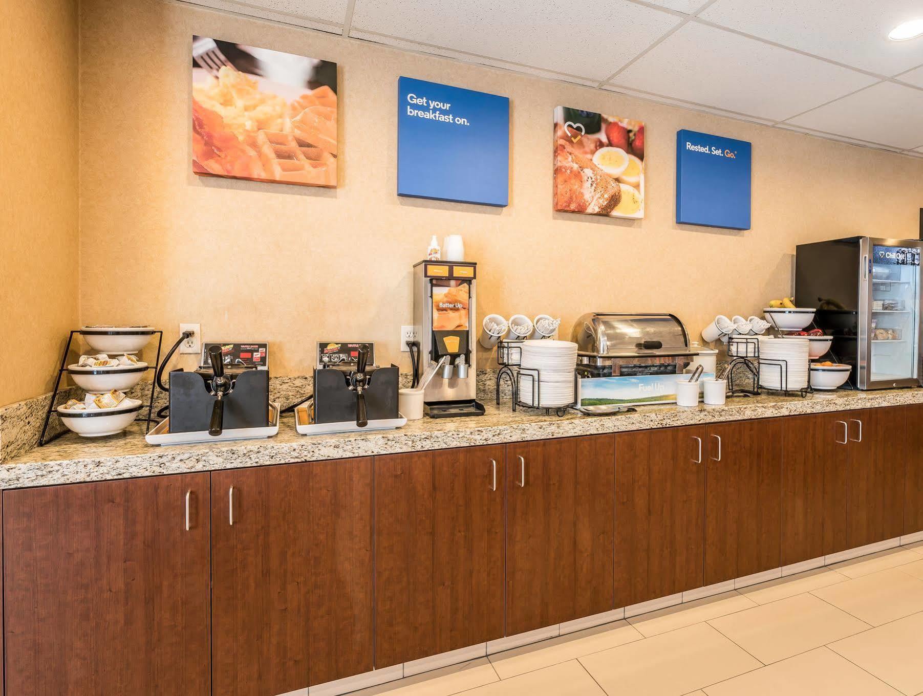 Comfort Inn & Suites Гермістон Екстер'єр фото